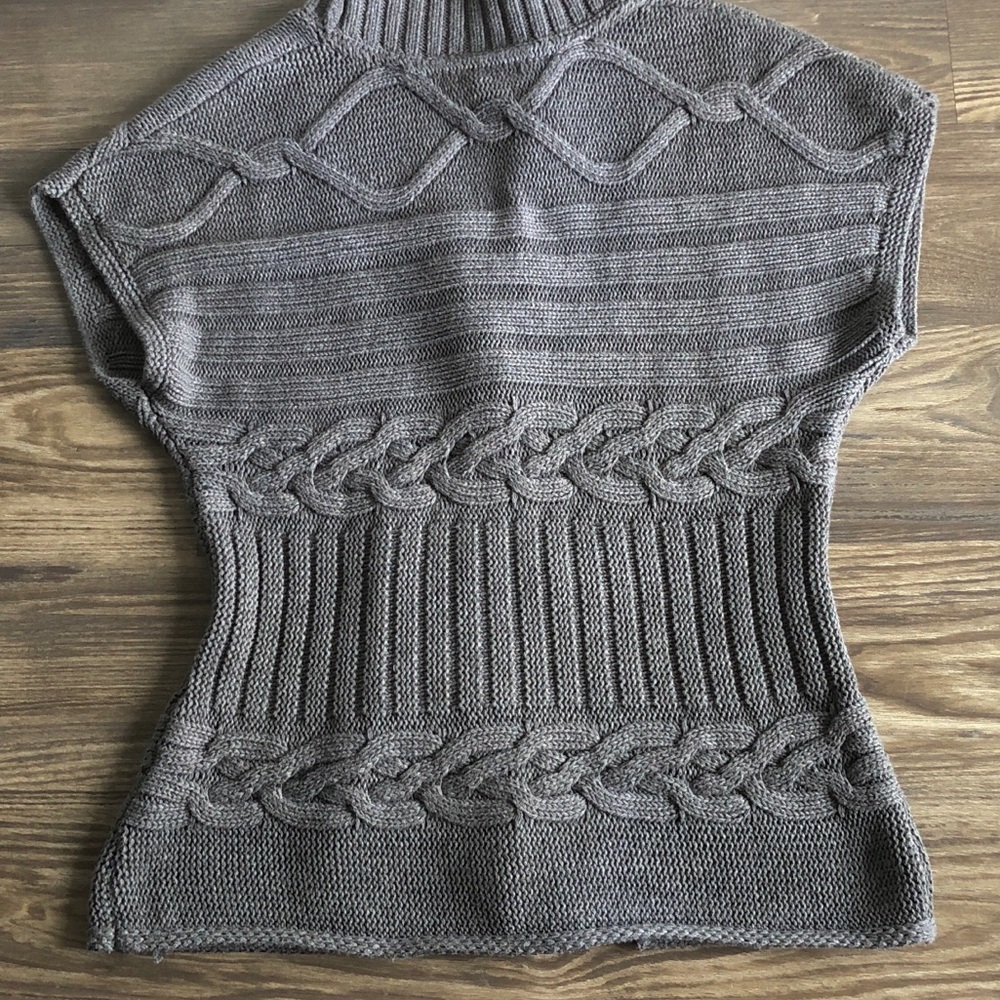 Tommy Hilfiger Shawl Collar Short Sleeve Sweater Grey Cotton Buckle Snap Front - Picture 9 of 15